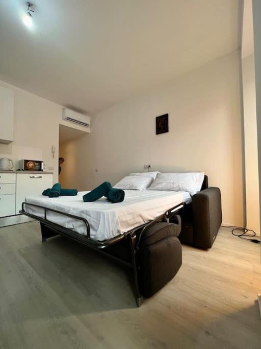History Luxury Central Apartment By Revenue House Como Exterior photo