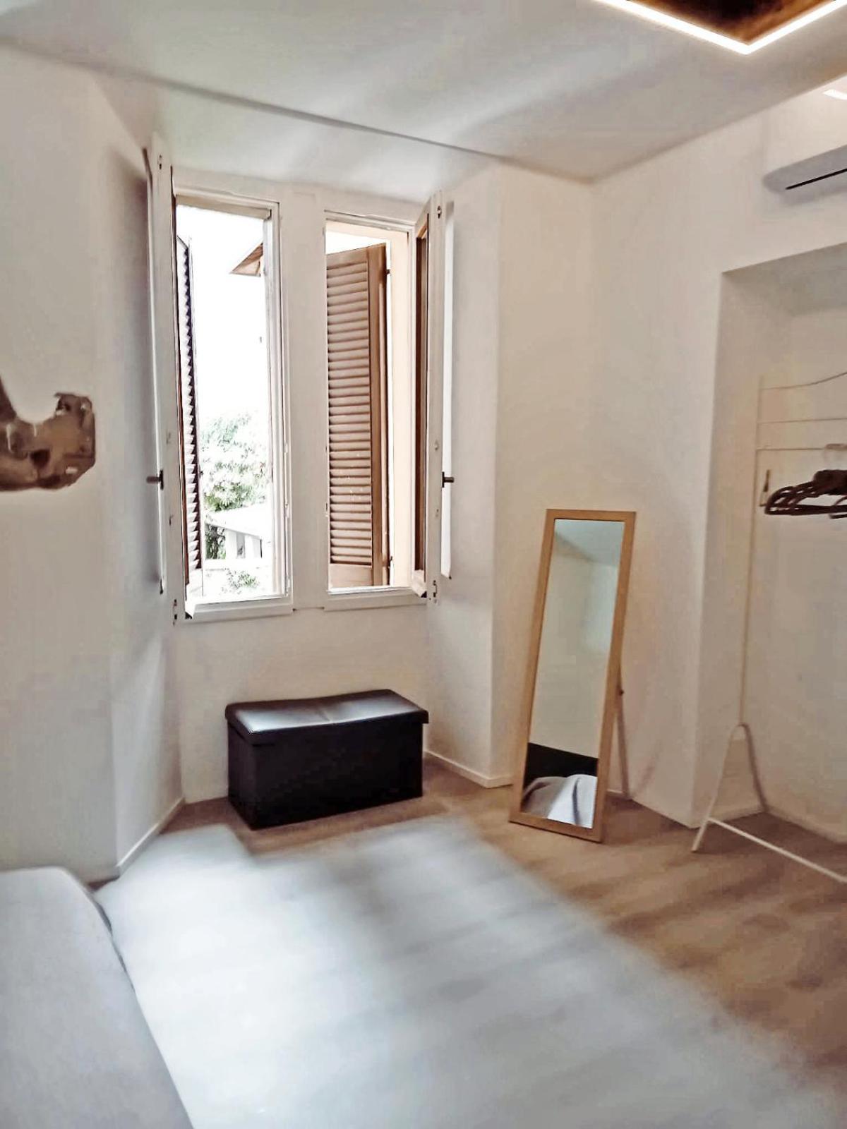 History Luxury Central Apartment By Revenue House Como Exterior photo